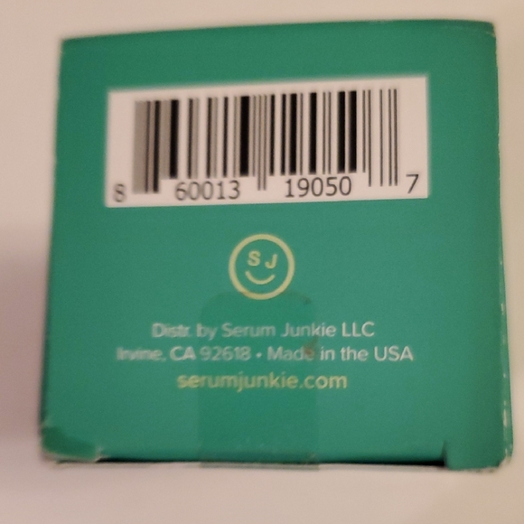 Plump Hyaluronic Serum - Green - Picture 7 of 8